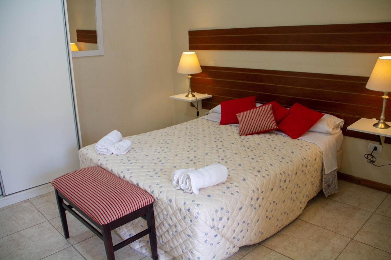 Apart Hotel Savona Капила дел Монте Екстериор снимка