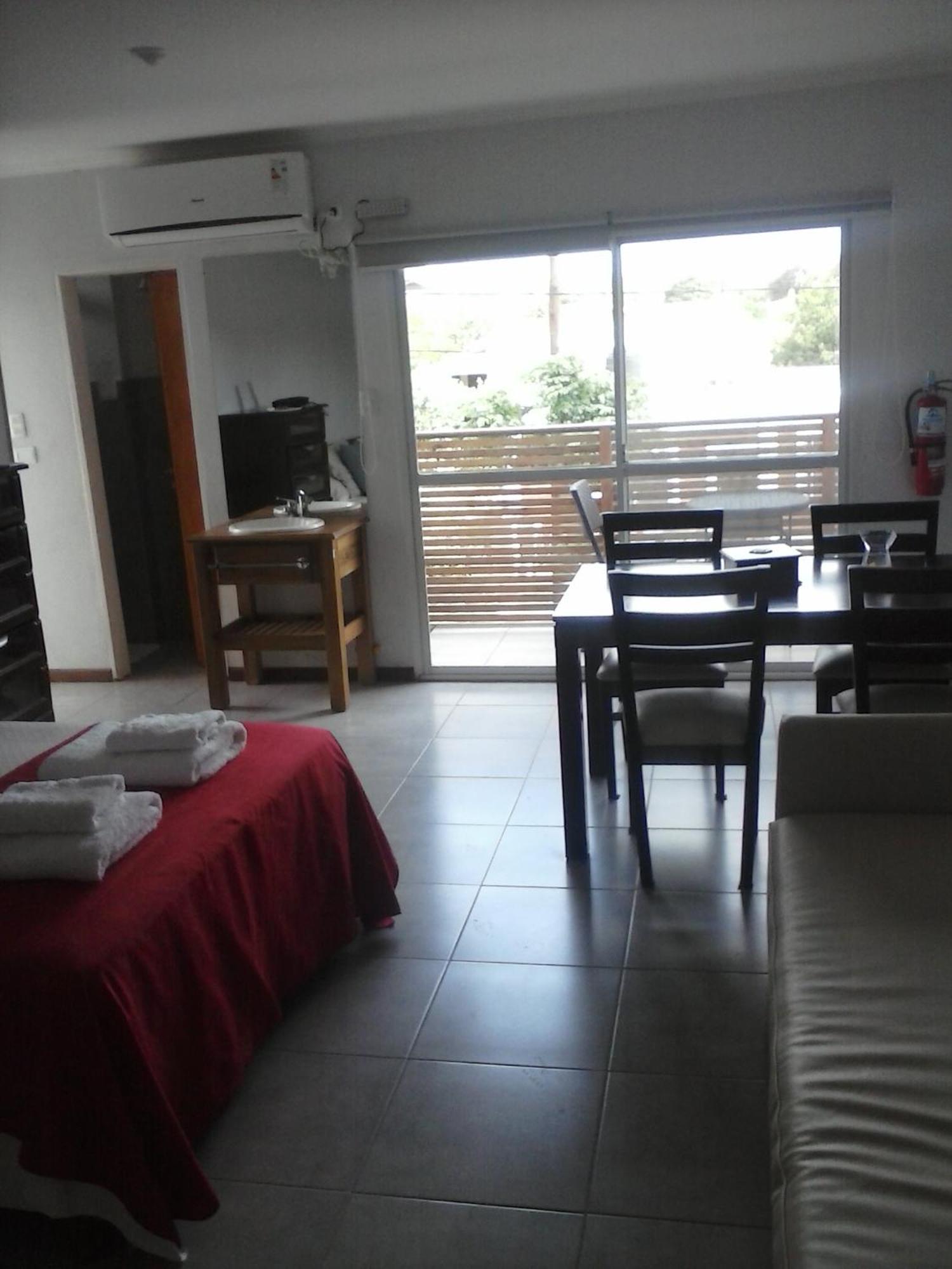Apart Hotel Savona Капила дел Монте Стая снимка